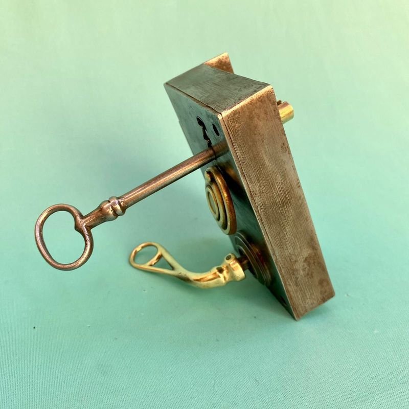 Antigua cerradura francesa de puerta de sobreponer para venta - imagen 7