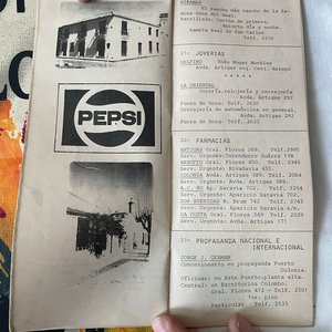 Lote de Colección: Afiche "1ª Exposición Feria Departamental de Artes Plásticas Colonia", Mini Guía de Colonia y Libro "Fogon y Olimpiada" - imagen 3