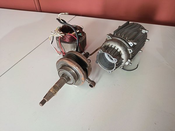 10264 c29 motor eléctrico a la vista y cigueñal moto cg 125