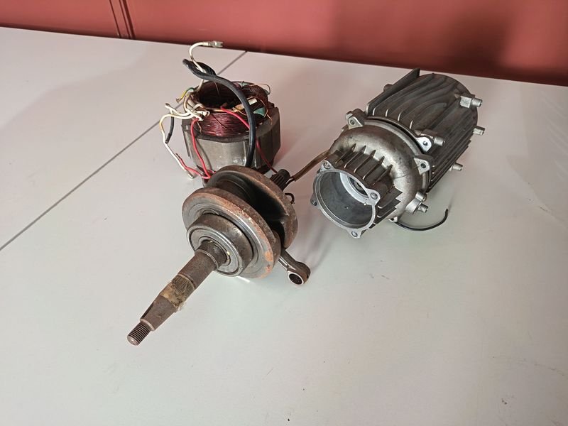 10264 c29 motor eléctrico a la vista y cigueñal moto cg 125