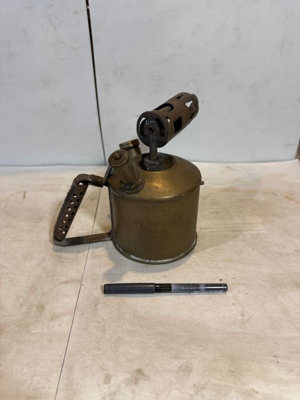 Antiguo soplete de bronce a querosene sueco - imagen 2