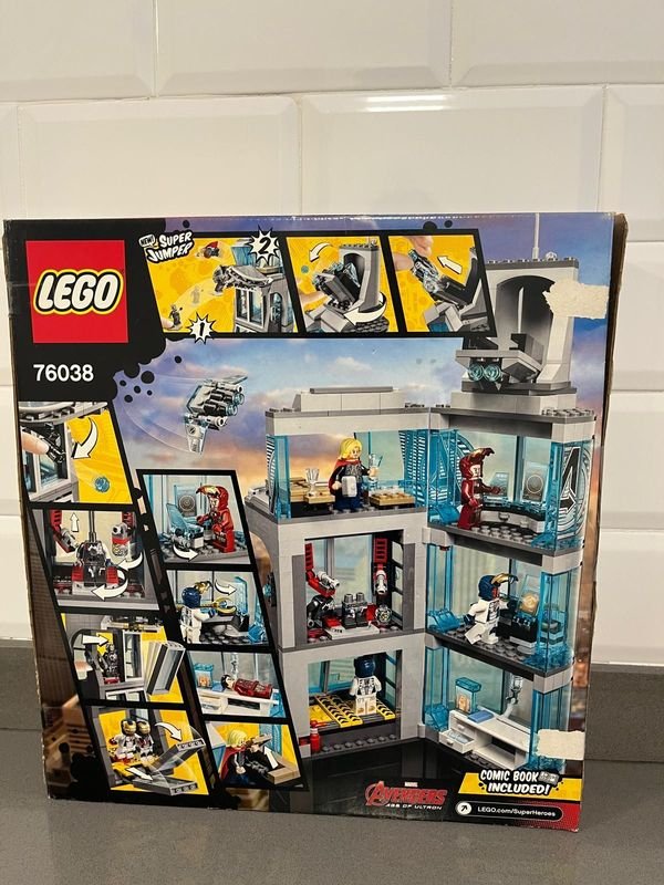 LEGO Super Heroes Ataque a la Torre de los Vengadores 76038