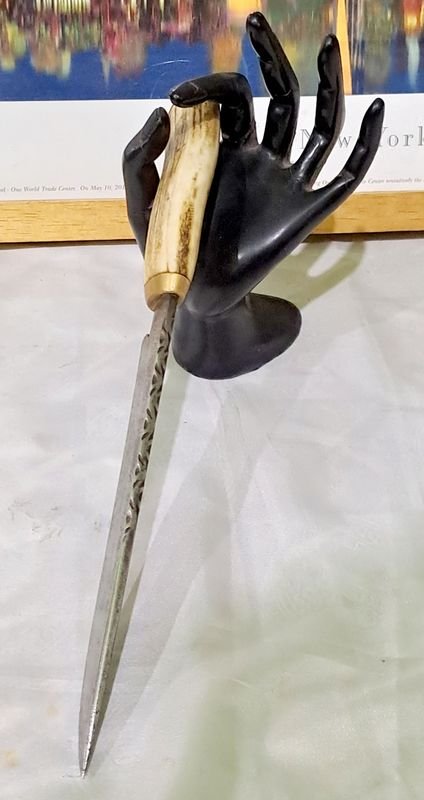 Item 869391 - Image 1