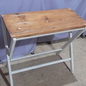 Mesa Plegable de Madera y Metal - imagen 3