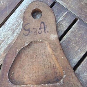 Dos Bandejas de Copetín - Una Fuentes de Madera de Diferentes Formas y Tamaños - imagen 3