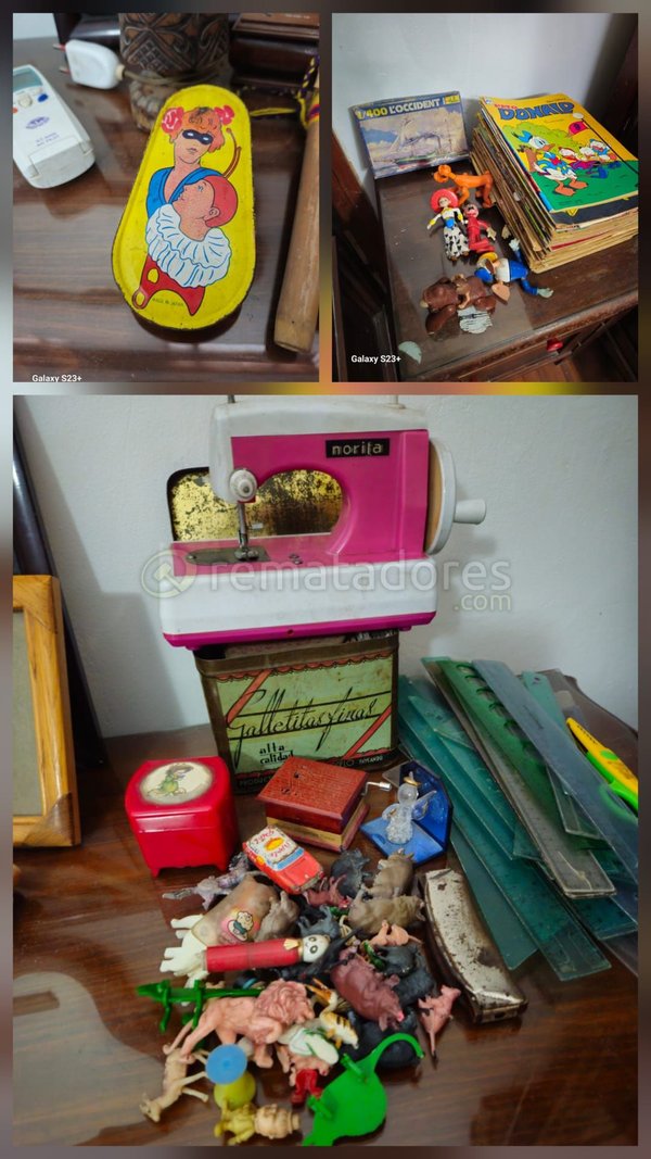 Lote de Juguetes Antiguos y Objetos Varios