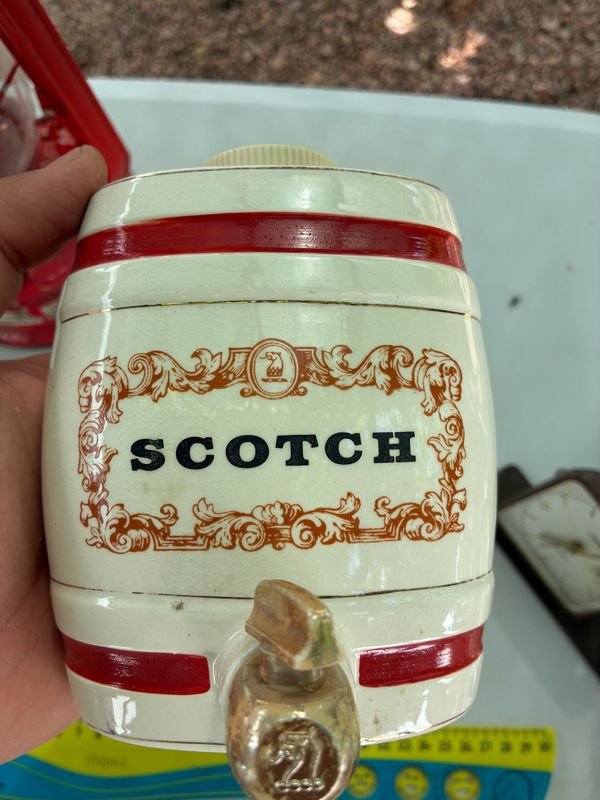 Jarras de Whisky Antiguas para Coleccionistas