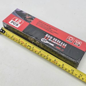 Juego de 12 Piezas de Dados y Llave Criquet 1/4" - imagen 4
