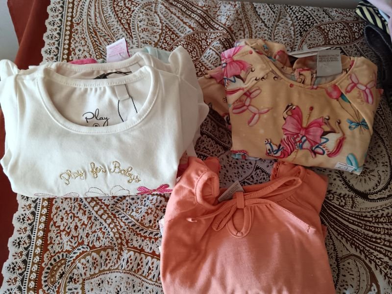 Conjunto de ropa para bebés con remeras y shorts - imagen 3