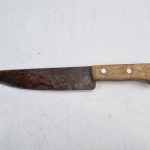 Lote siguiente: Cuchillo de Hoja Ancha con Mango de Madera - Marca BUFALO