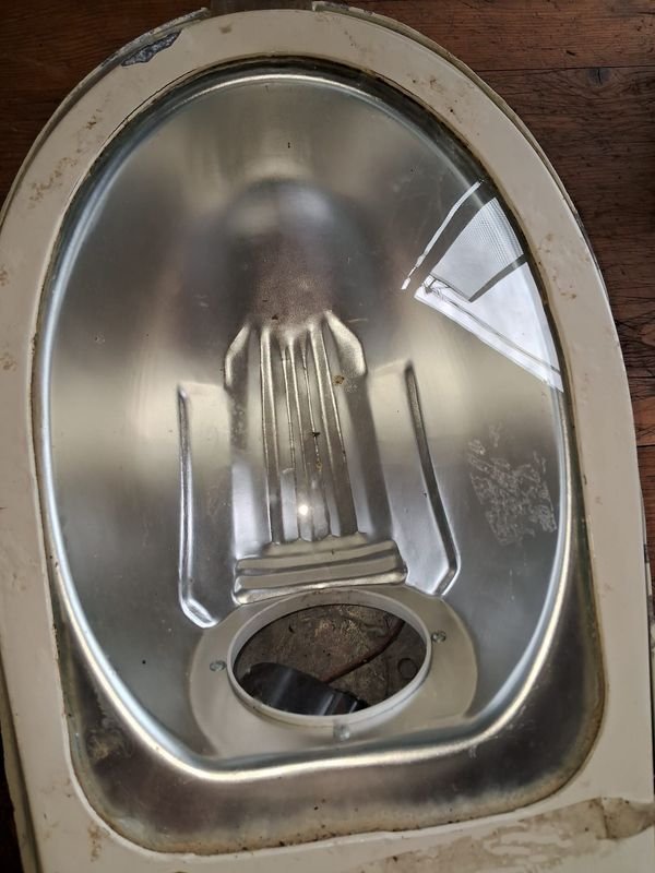 Lote anterior: Luminaria vial de aluminio 150W