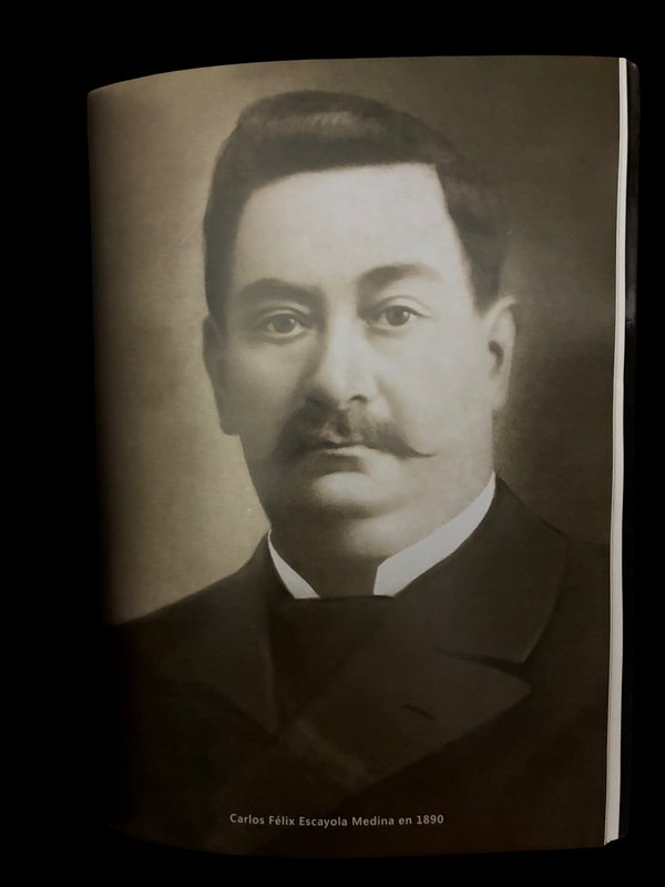 Libro "De Carlos Escayola a Carlos Gardel" de Gonzalo Vázquez Gabor - imagen 1
