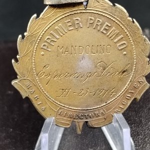 Medalla Primer Premio Mandolino Liceo Musical Santa Cecilia Montevideo 1914 - imagen 3