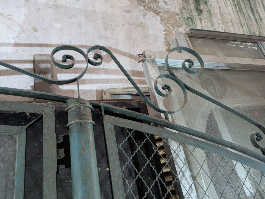 Puerta de hierro antigua para jardín - imagen 10