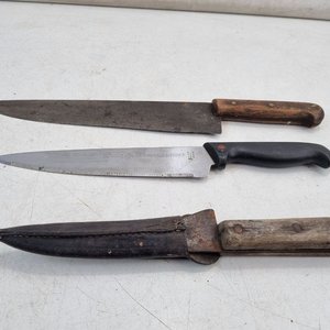 Lote anterior: Set de 3 Cuchillos de Desposte SerraSharp y Otros con Funda