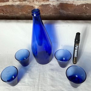 Juego de Vasos y Botella de Vidrio Azul - imagen 4