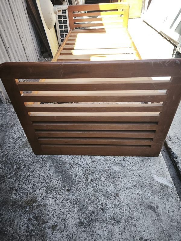 Cama Marinarina Usada con Madera y Metal - imagen 2