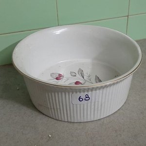 Juego de 7 Compoteras de Loza Blanca con Detalle Floral - imagen 3