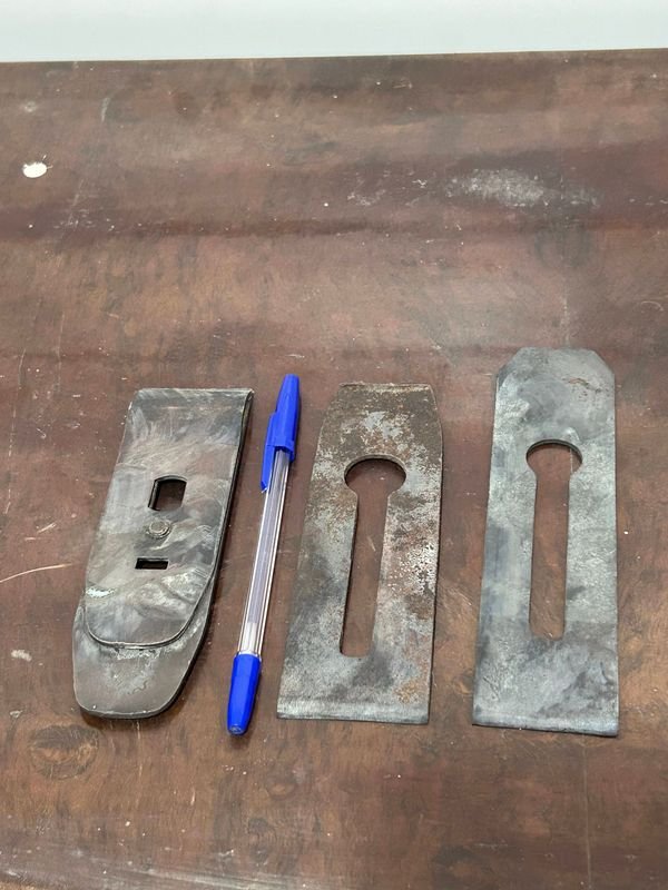 Hojas y Componentes de Cepillo de Carpintería Antiguo