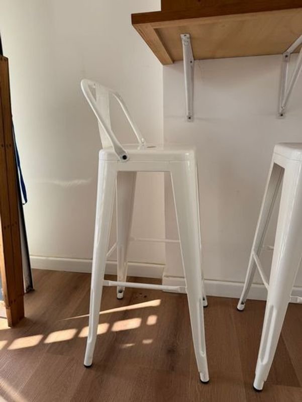 Mesa de Desayuno con 2 Banquetas y MENSULAS - imagen 3