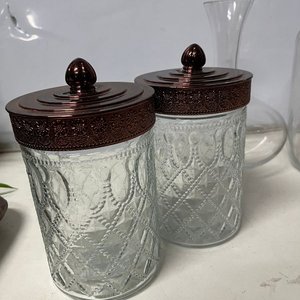Set de 5 Piezas: 2 Floreros de Vidrio, Dispensador con Canilla y 2 Bollones Decorativos - imagen 2