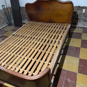Cama Estilo Francés de Plaza y Media en Madera - imagen 2
