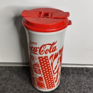 Vaso Grande Coca-Cola Plástico con Tapa Roja - imagen 3