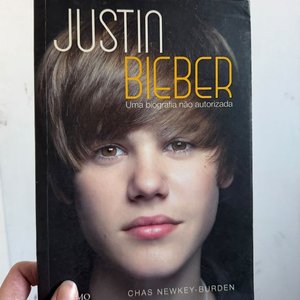 Lote anterior: Libro "Justin Bieber: Una biografía no autorizada"