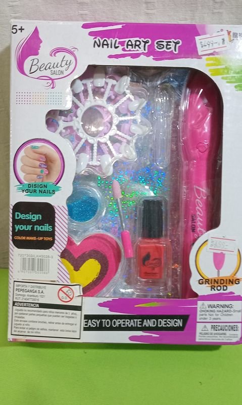 Set de manicura para niñas con herramientas de cuidado personal - imagen 2