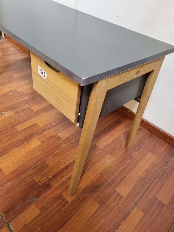 Escritorio con Cajón en Madera - imagen 3