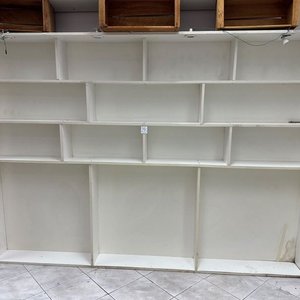 Estantería Blanca Modular con Múltiples Reparticiones - imagen 3