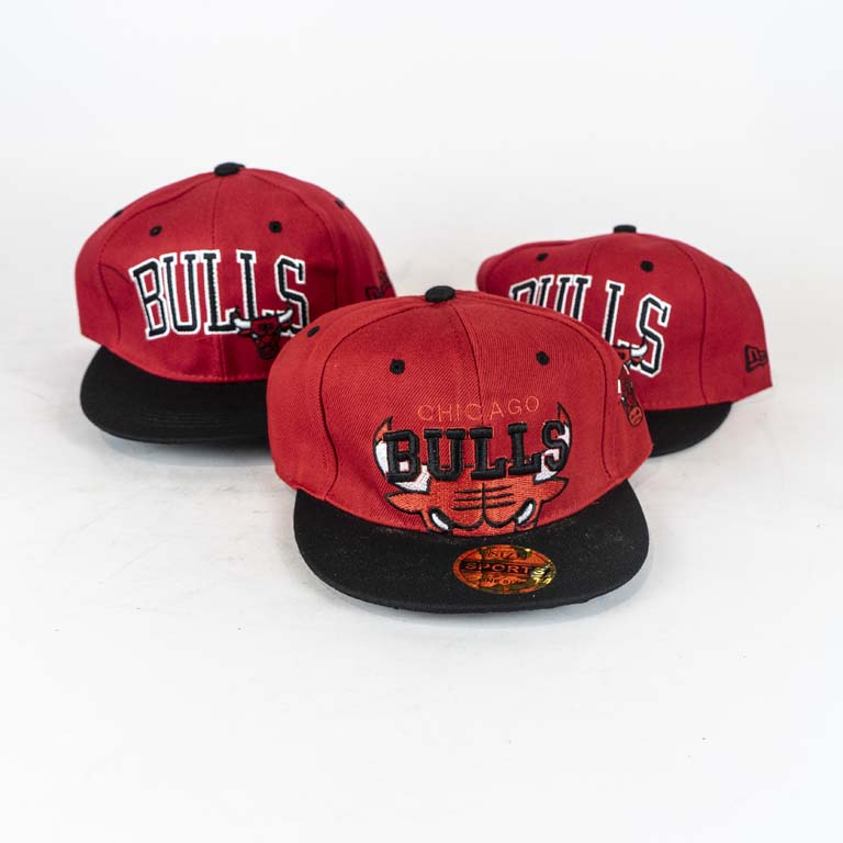 Lote anterior: 10 Gorras Bulls