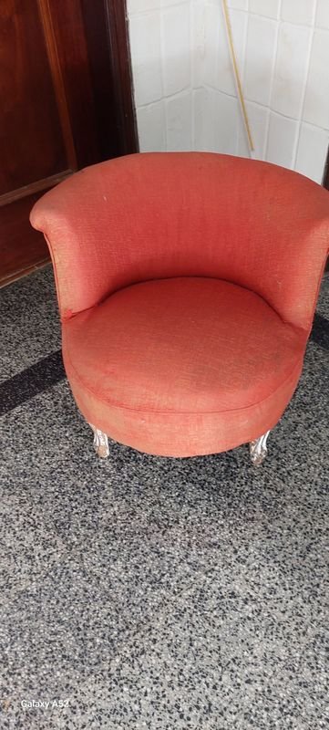 Silla tapizada rojiza de excelente calidad - imagen 6