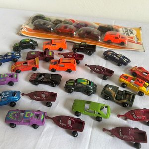 Autos en metal - imagen 2