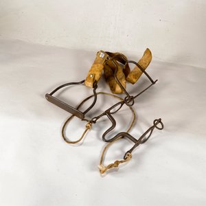 Juego de Estribos y Freno de Metal con Tiras de Cuero - imagen 1