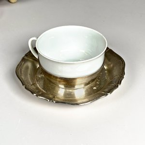 Tetera de Porcelana y Metal con Tazas y Platillos Bavaria - imagen 4