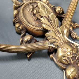 Par de Apliques de Pared Franceses en Bronce con 2 Luces Cada Uno - imagen 5