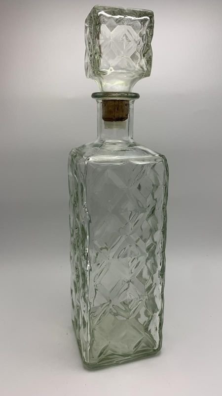 Botella de whisky antigua con tapa - imagen 1