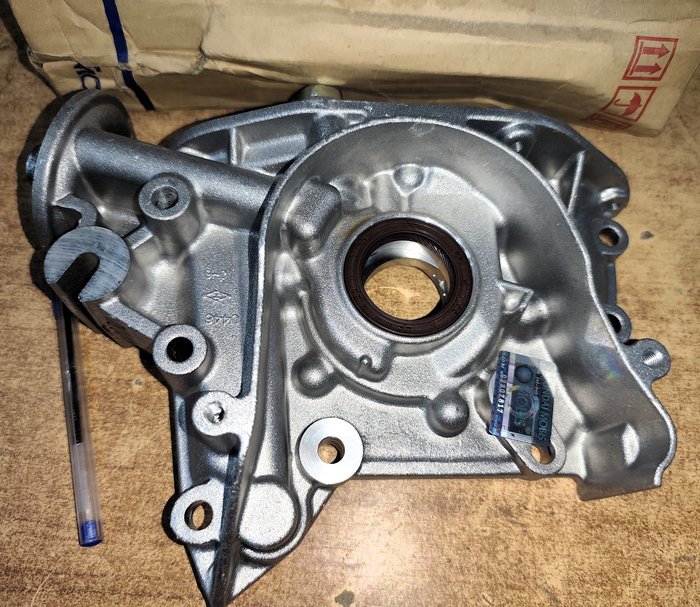 Bomba de aceite para Hyundai Excel - Repuesto original - imagen 3