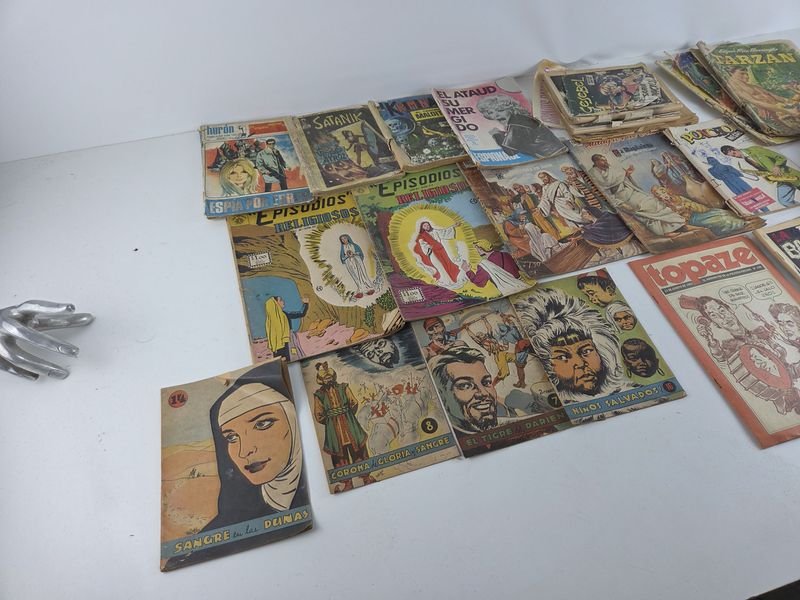 Colección de historietas antiguas y usadas - imagen 2