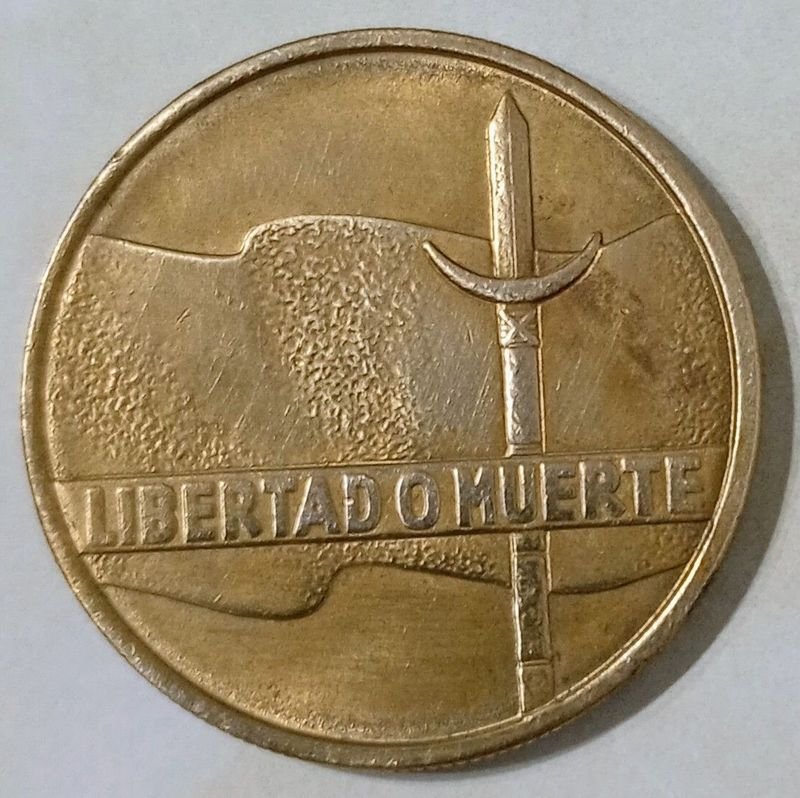Moneda del Sesquicentenario de Uruguay - Coin con diseño de espada - imagen 2