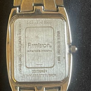 Reloj Armitron Diamond Elegance Collection Acero Inoxidable Cuarzo - imagen 6