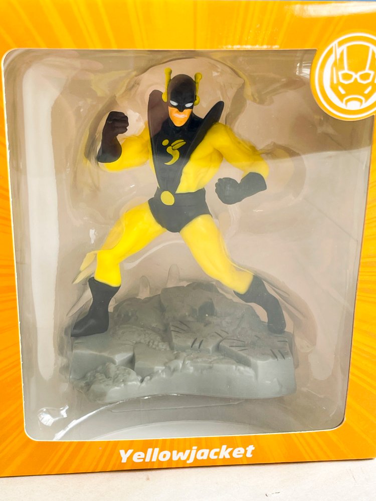 Seis Muñecos MARVEL en caja - Accesorios para Vehículos - imagen 5