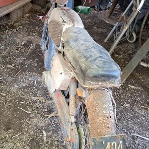 Moto Suzuki 50 MC Antigua de los Años 60 para Restaurar - imagen 6