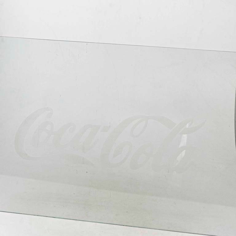 Lote anterior: Cartel publicitario de Coca-Cola de vidrio tallado
