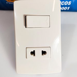 10 Plaquetas varias ( uso eléctrico ) - imagen 2