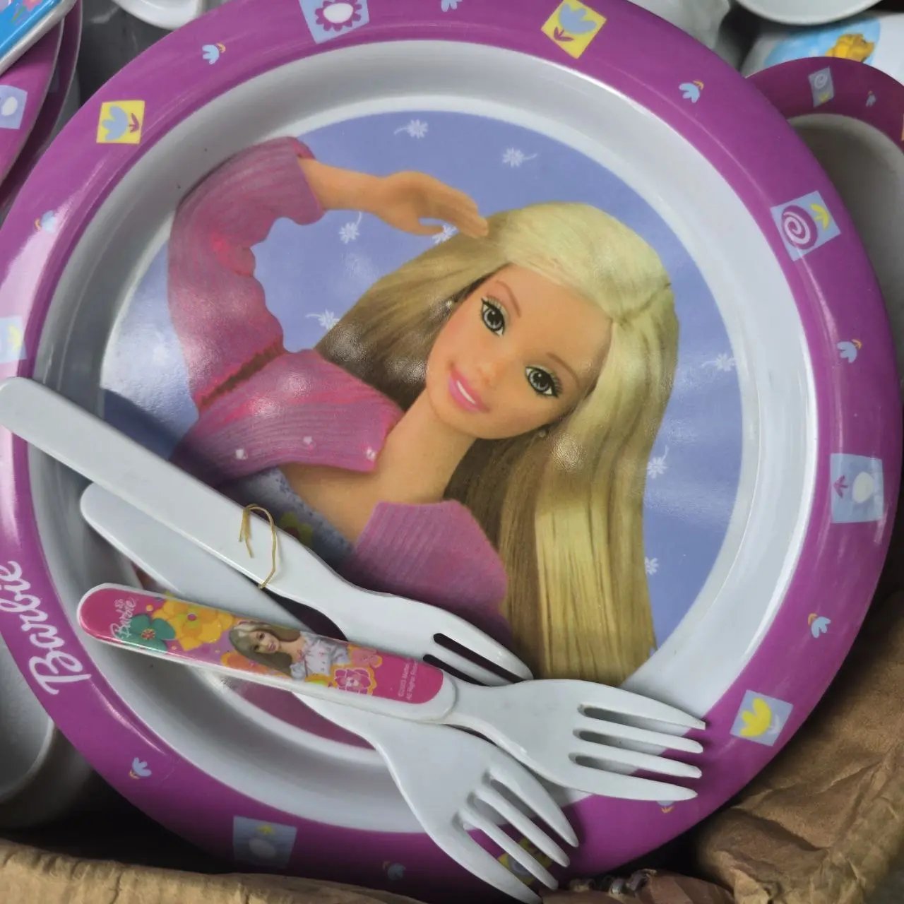 Juguetes para niños: platos, vasos y cubiertos de plástico - imagen 3