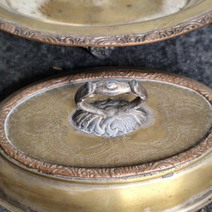 Centro de Mesa Ovalado Italiano en Metal Sellado con Tapa y Asas - imagen 2