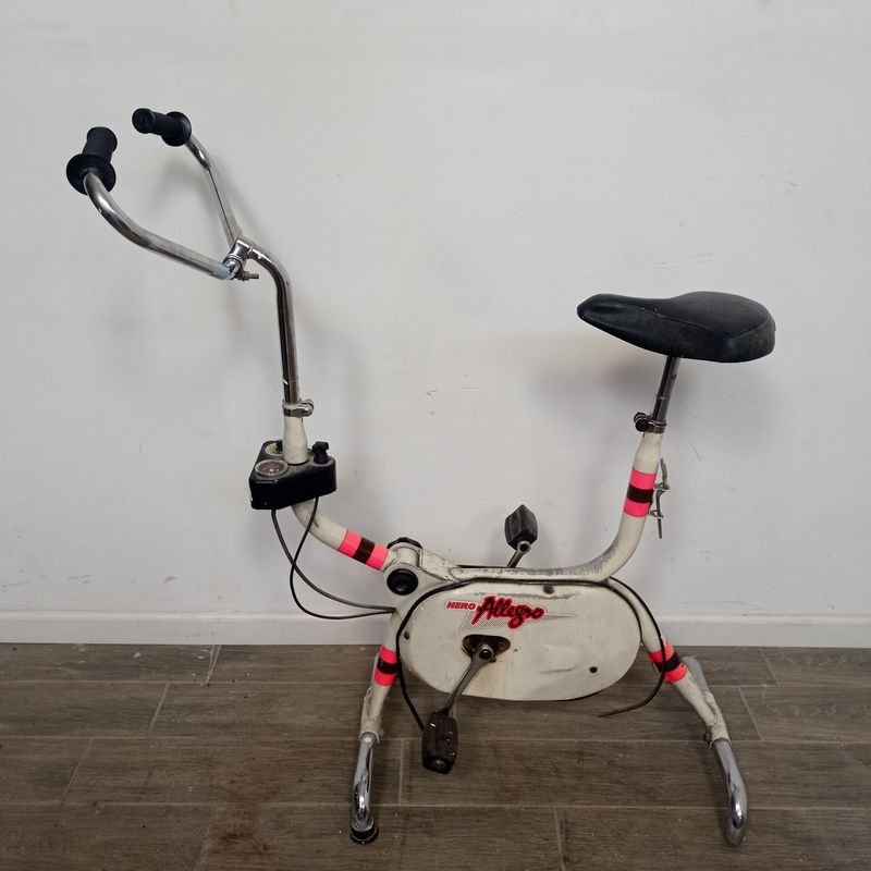 Lote anterior: Bicicleta fija HERO ALLEGRO en buen estado