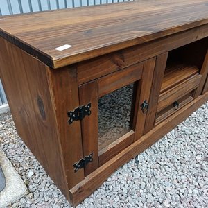 Rack Modular de Madera Rústica con Puertas de Vidrio - imagen 4